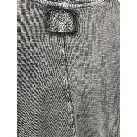 We the Free Free People Green Distressed Lagenlook Boho Long Sleeved Oversized T - Picture 6 of 8